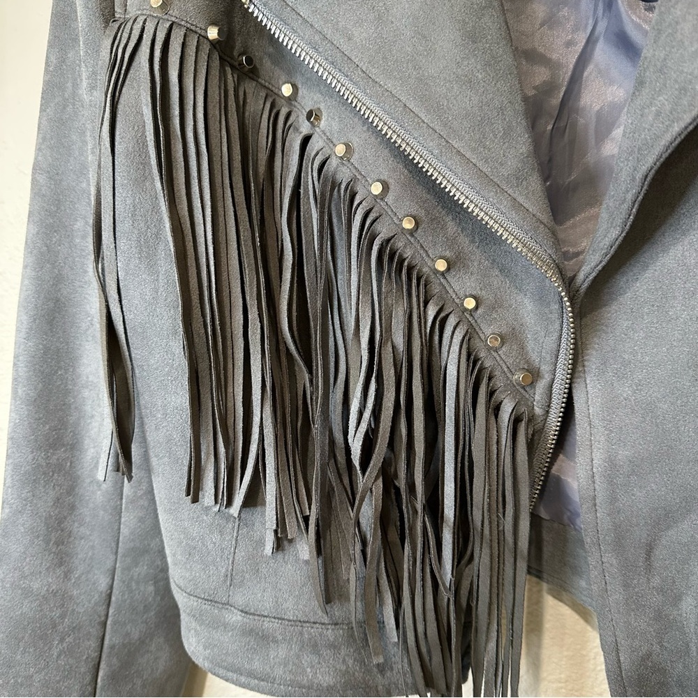 **NWT** Blue B Collection Faux Suede Women's Gray Fringe Jacket - Picture 8 of 15
